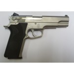 S&W 1006 